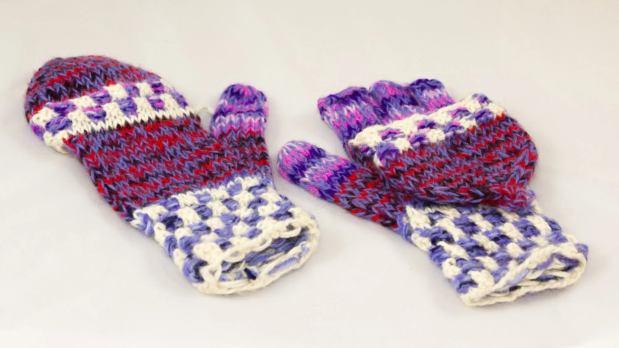 Multicolour fingerless mittens